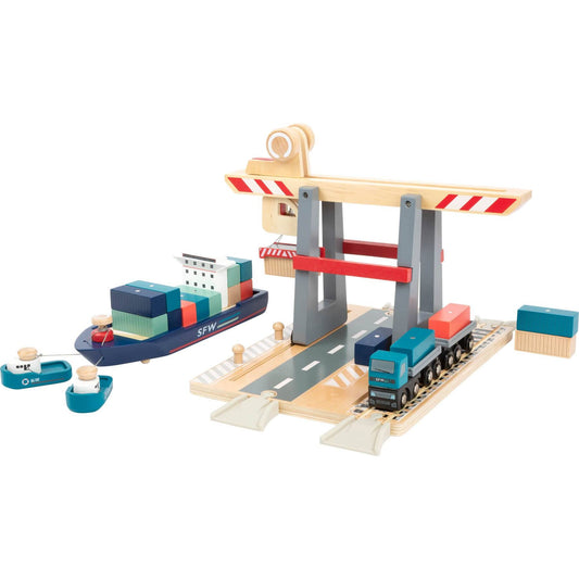 Container Terminal mit Zubehör