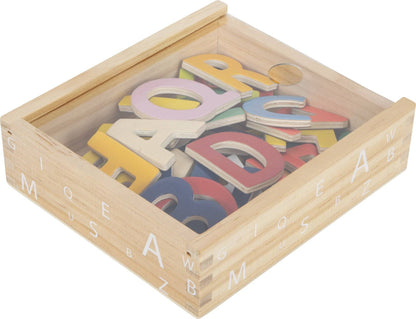 Bunte Magnetbuchstaben „Educate“