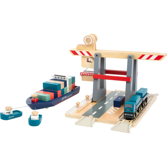 Container Terminal mit Zubehör