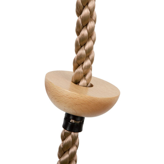 Kletterseil mit Fußtritten aus Holz