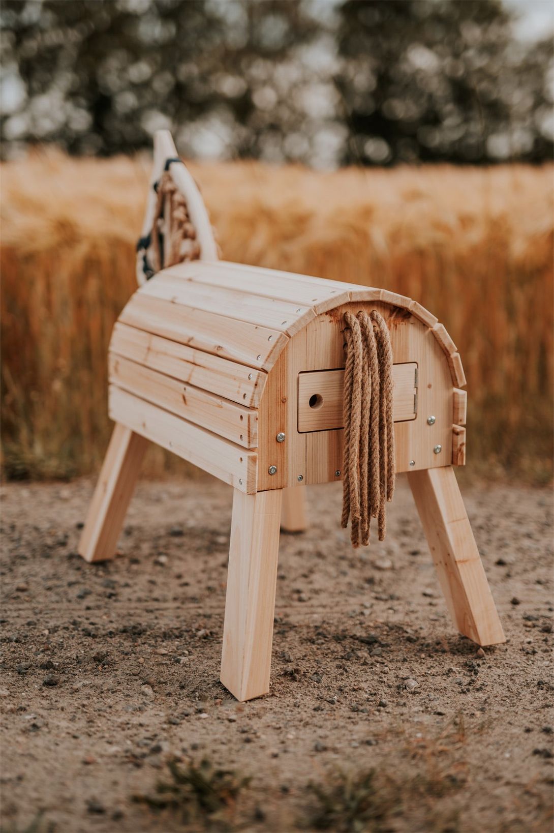 Holzpferd kompakt