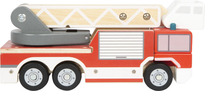Feuerwehr mit Drehleiter