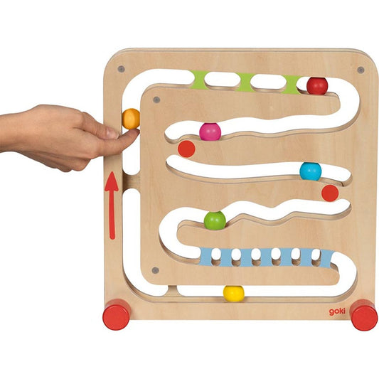 Kugelbahn mit Fingerfahrstuhl