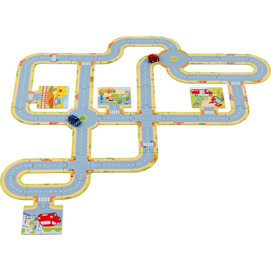 Spielstraße mit 2 Fahrzeugen